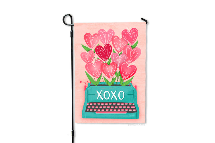 Garden Flag - Valentine's Day XOXO