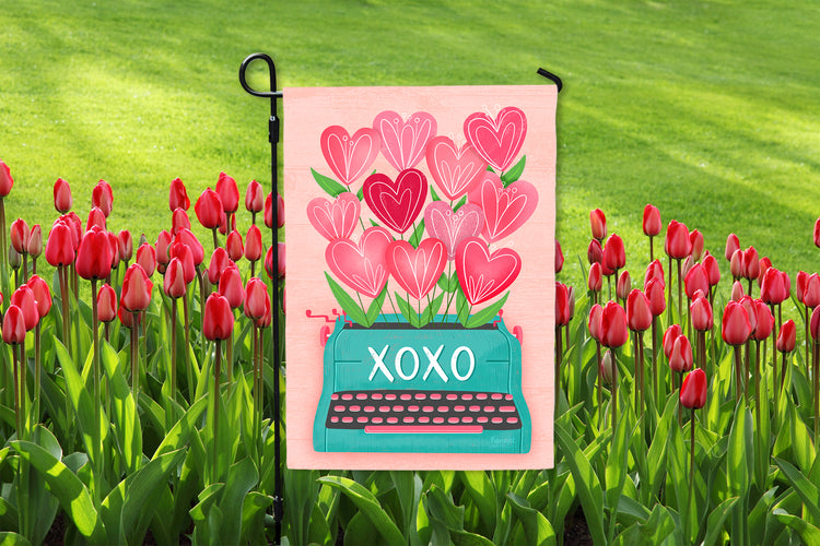 Garden Flag - Valentine's Day XOXO