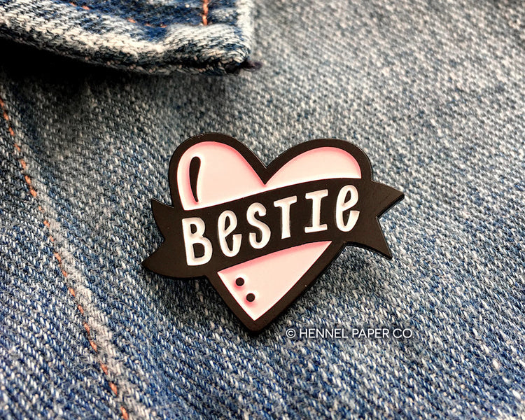 Enamel Pin - Bestie